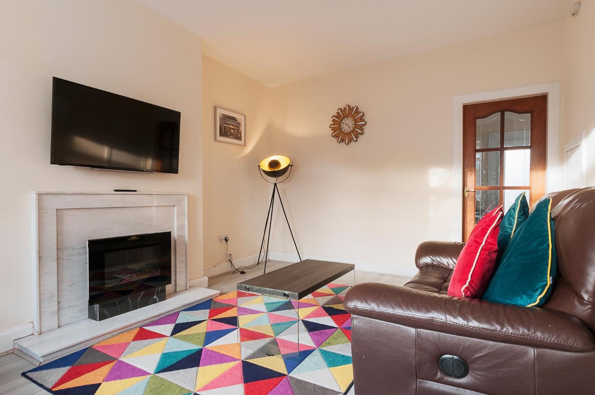 2 Bed Property, Sleeps 5, Free Parking, Near City Centre EDI Exterior foto