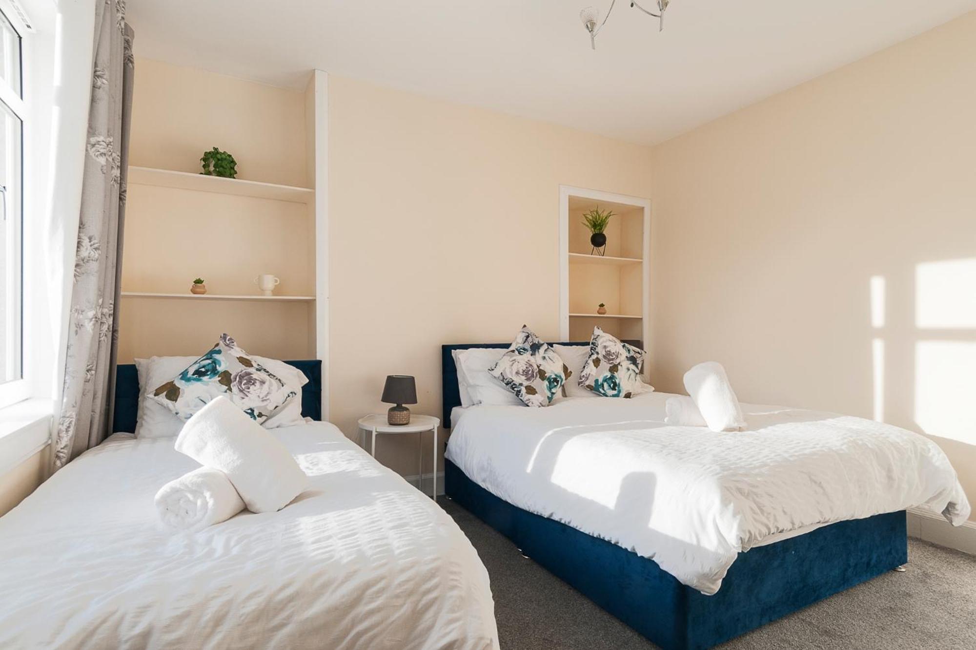 2 Bed Property, Sleeps 5, Free Parking, Near City Centre EDI Exterior foto